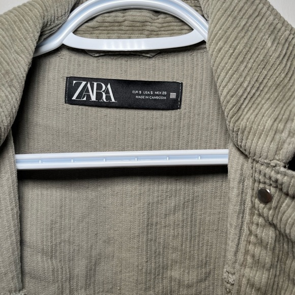 Zara Green Jacket - Picture 2 of 3